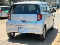2021 Dihatsu Mira eS Petrol Hatchback, photo 4