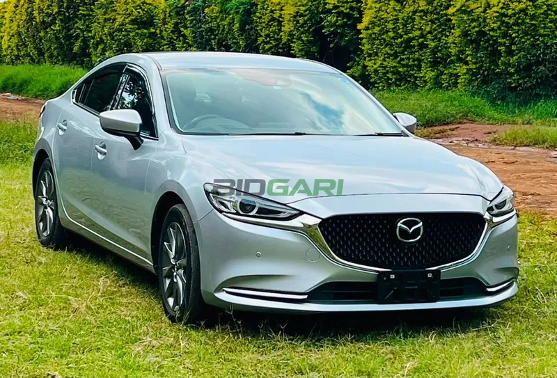 2020 Mazda 6 2.2L Diesel Sedan, photo 2