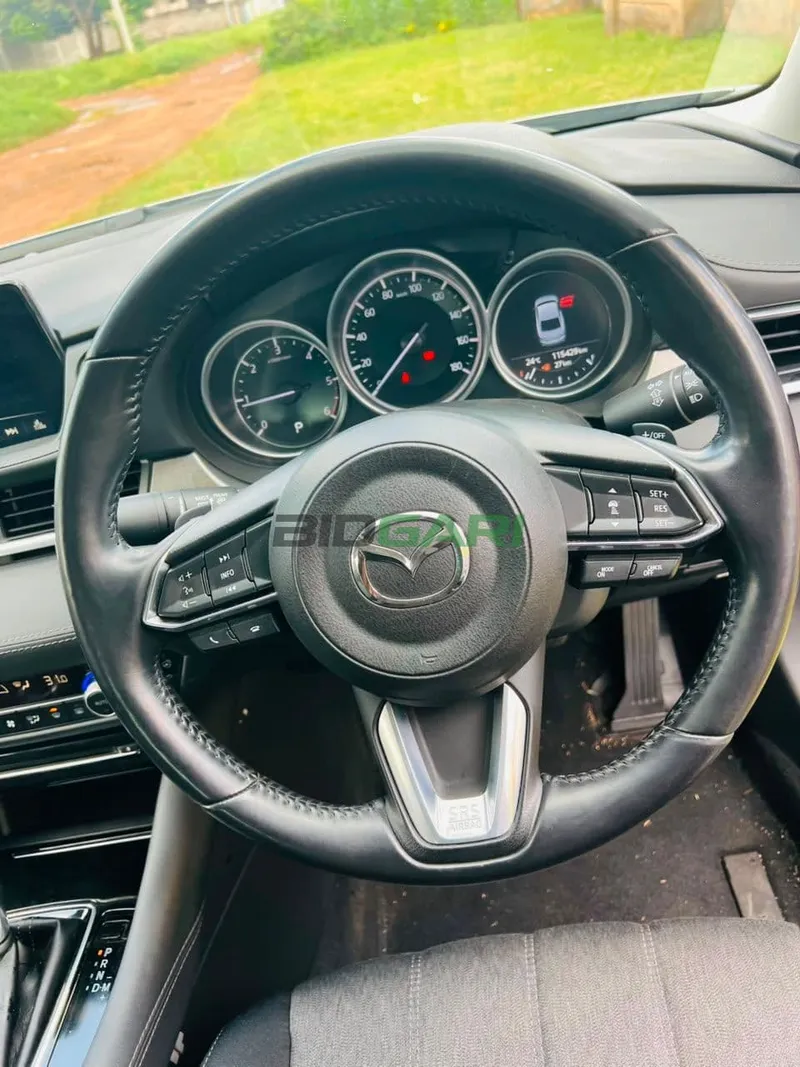 2020 Mazda 6 2.2L Diesel Sedan, photo 7