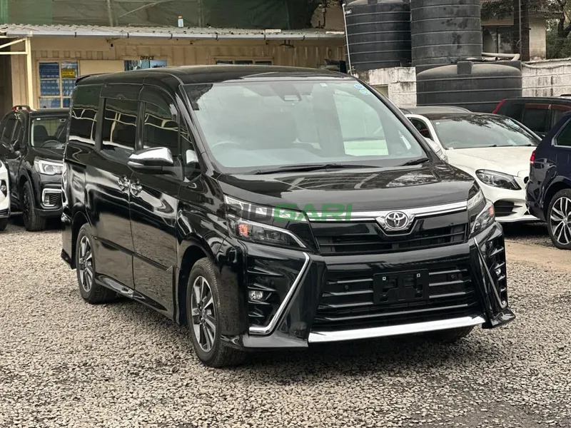 2020 Toyota Voxy ZS GRADE 2L Petrol MPV, photo 4