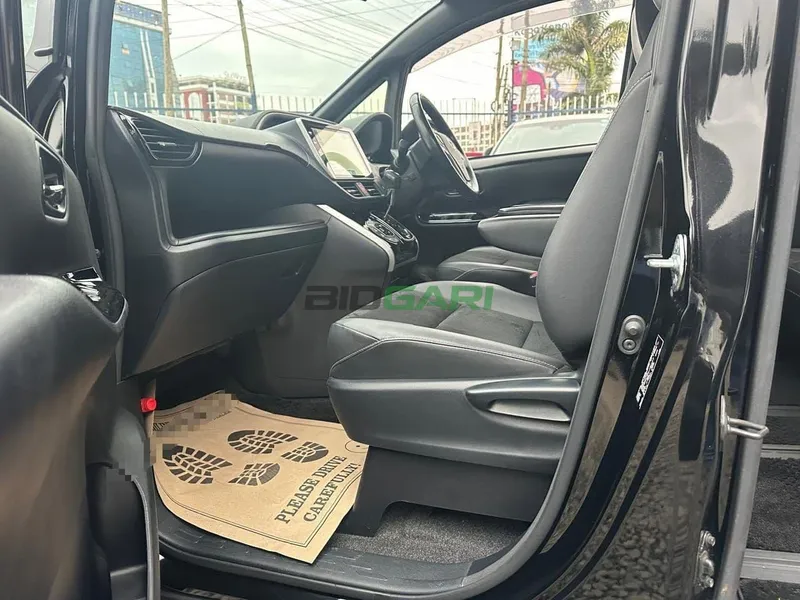 2020 Toyota Voxy ZS GRADE 2L Petrol MPV, photo 7