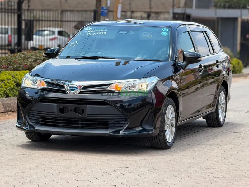 2019 Toyota Fielder Hybrid 1.5L Hybrid, photo 2