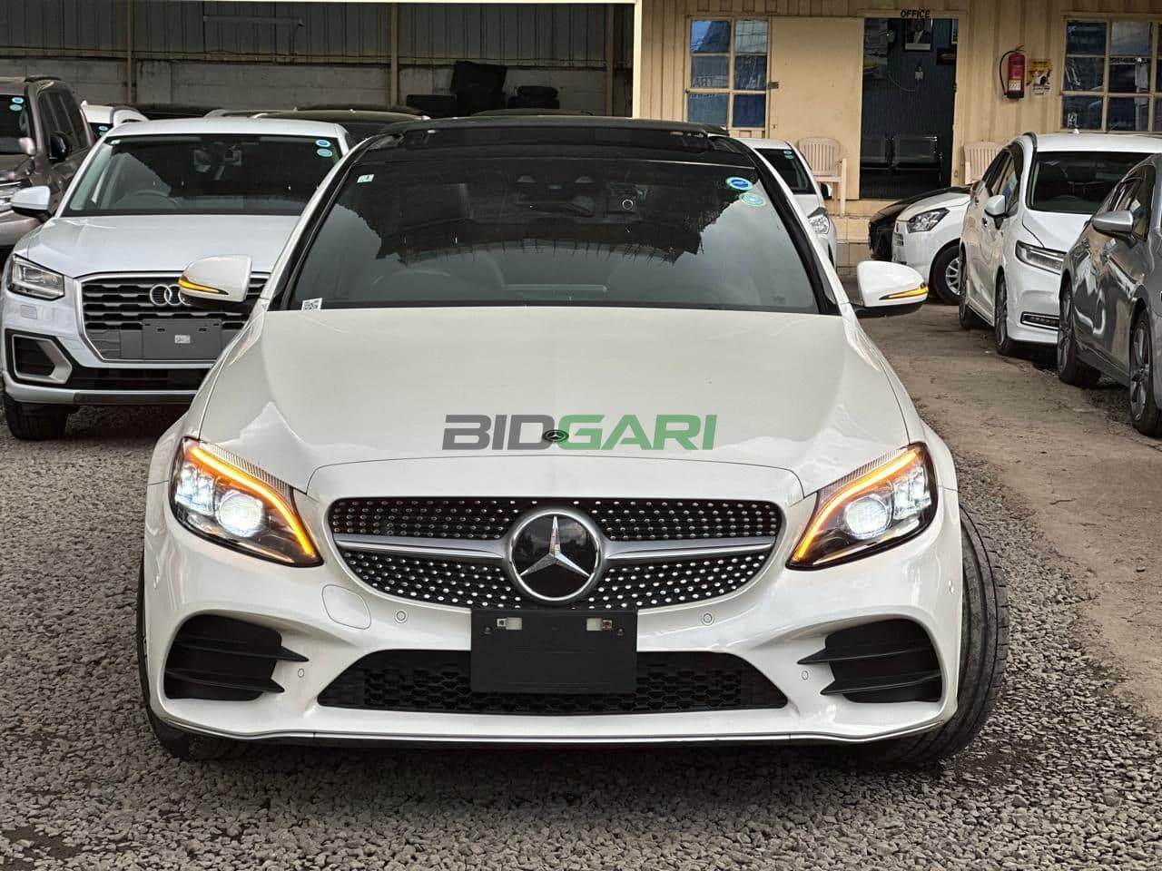2019 Mercedes-Benz C200