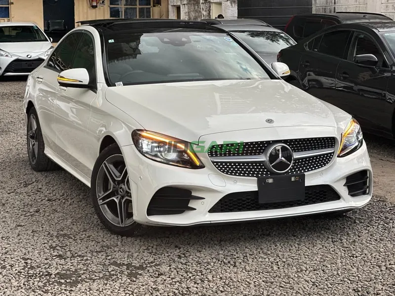 2019 Mercedes-Benz C200 Laureus Edition AMG LINE 1.5L Petrol Sedan, photo 4
