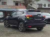 2019 Honda Vezel Hybrid 1.5L Hybrid SUV, photo 2