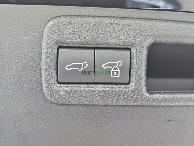 2020 Toyota Harrier 2L Petrol SUV, photo 12