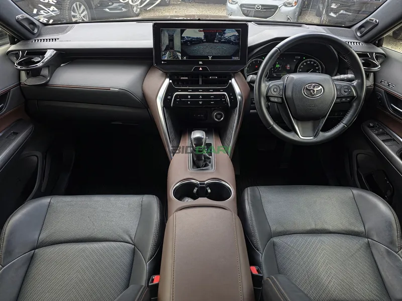 2020 Toyota Harrier 2L Petrol SUV, photo 4