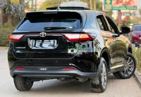 2019 Toyota Harrier Petrol SUV, photo 2