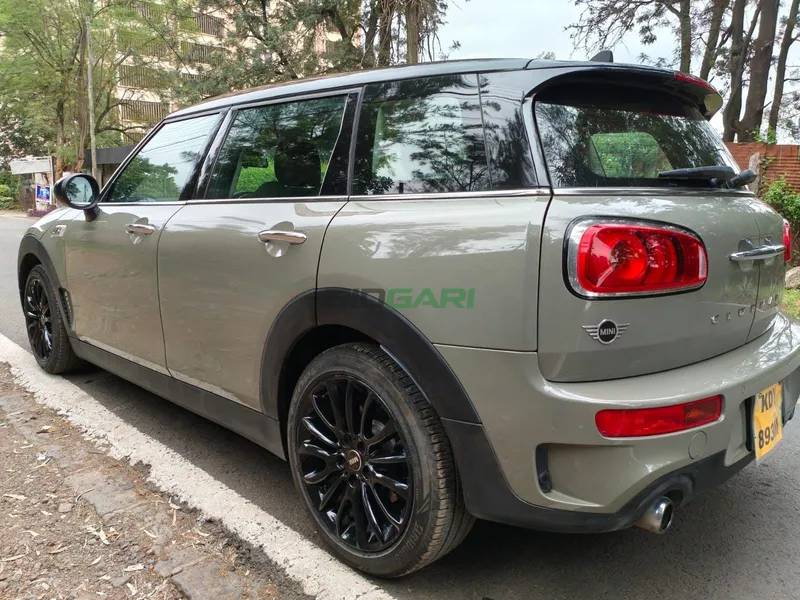 2019 Mini Cooper Clubman Sport 2L Petrol Hatchback, photo 3
