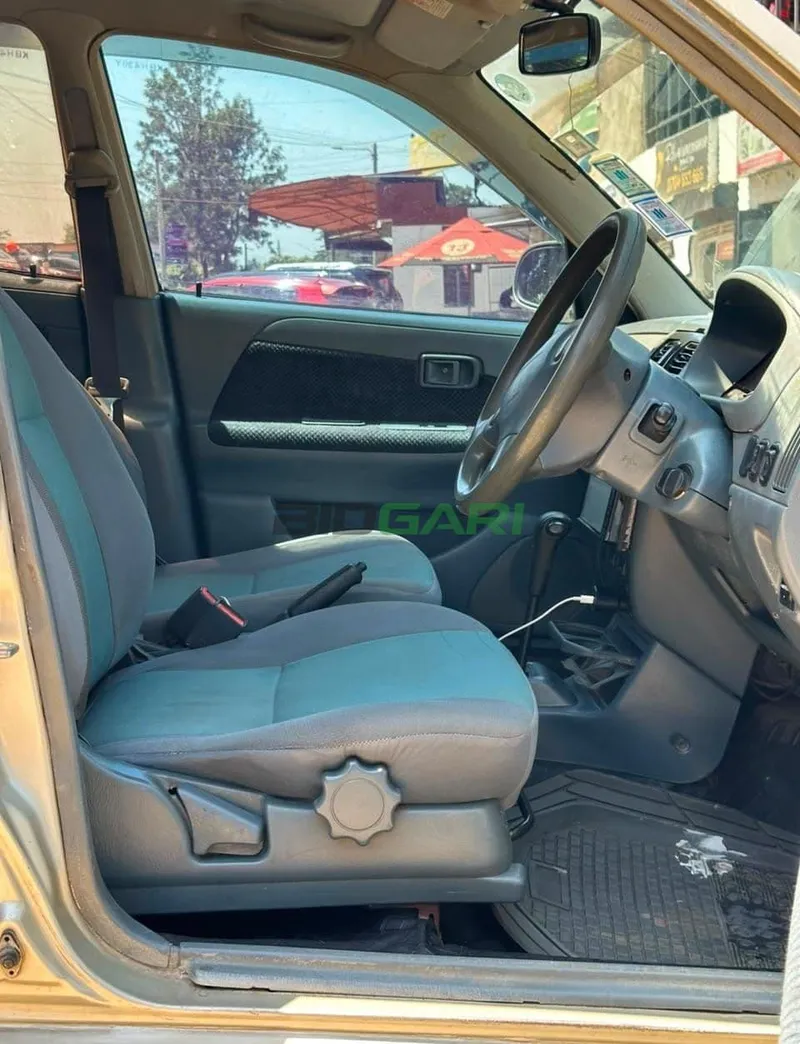 2001 Toyota Duet 1.3L Petrol Hatchback, photo 6