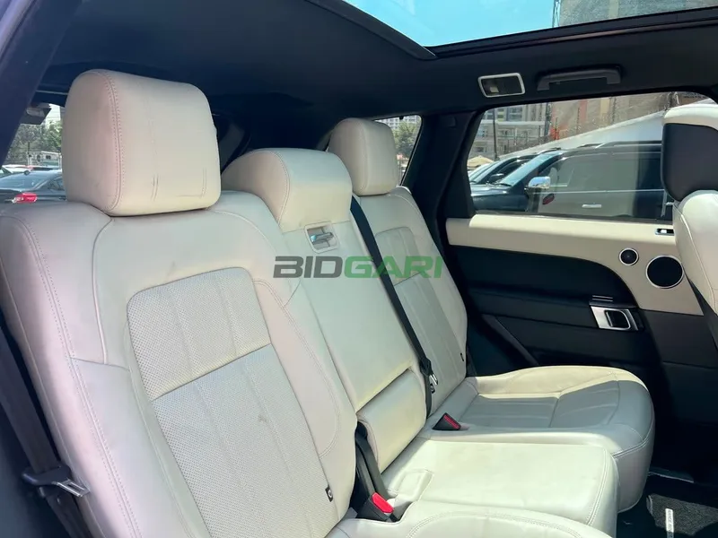 2019 Range Rover Sport 3L Diesel SUV, photo 5