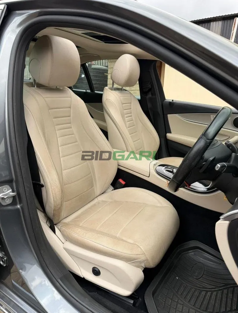 2016 Mercedes-Benz E220d 2.1L Diesel Sedan, photo 6
