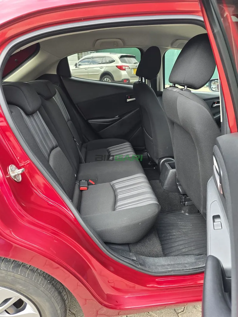 2020 Mazda 2 1.5L Petrol Hatchback, photo 6
