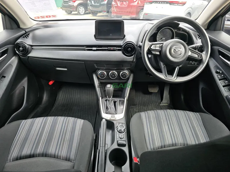 2020 Mazda 2 1.5L Petrol Hatchback, photo 4