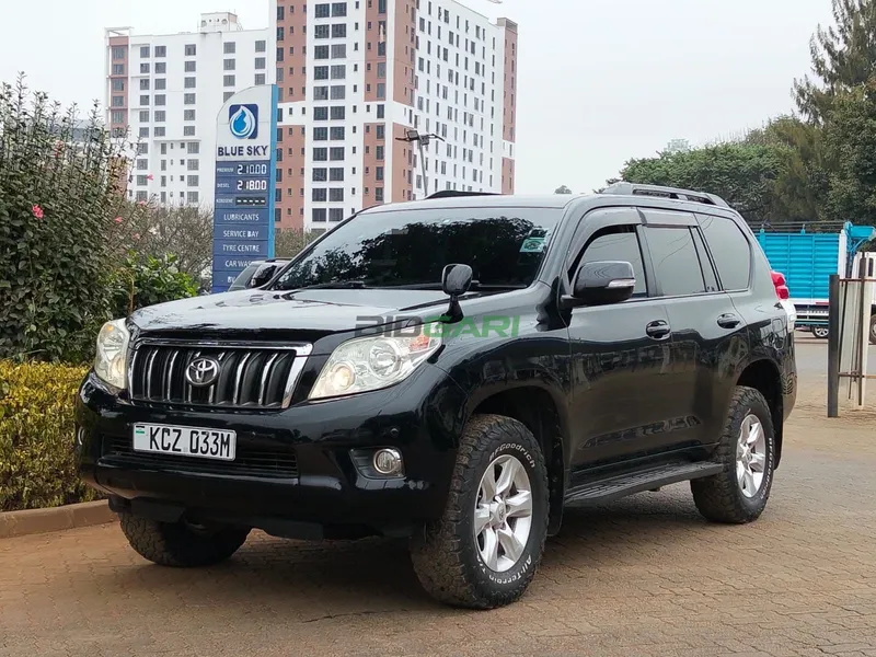 2013 Toyota Land Cruiser Prado 2.7L Petrol SUV, photo 2