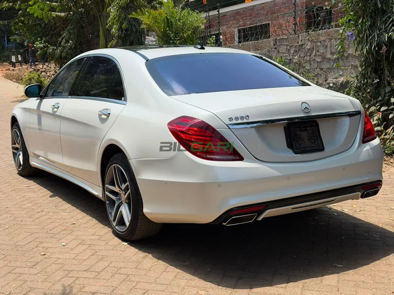 2016 Mercedes-Benz S550 4.7L Petrol Sedan, photo 12