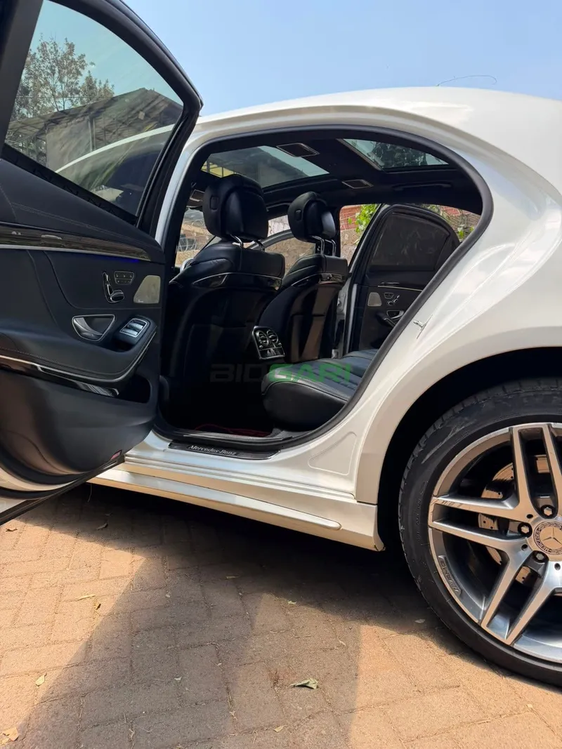 2016 Mercedes-Benz S550 4.7L Petrol Sedan, photo 10
