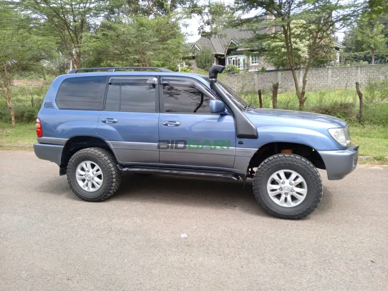 2002 Toyota Land Cruiser 100 Series 4.2L Diesel SUV, photo 7