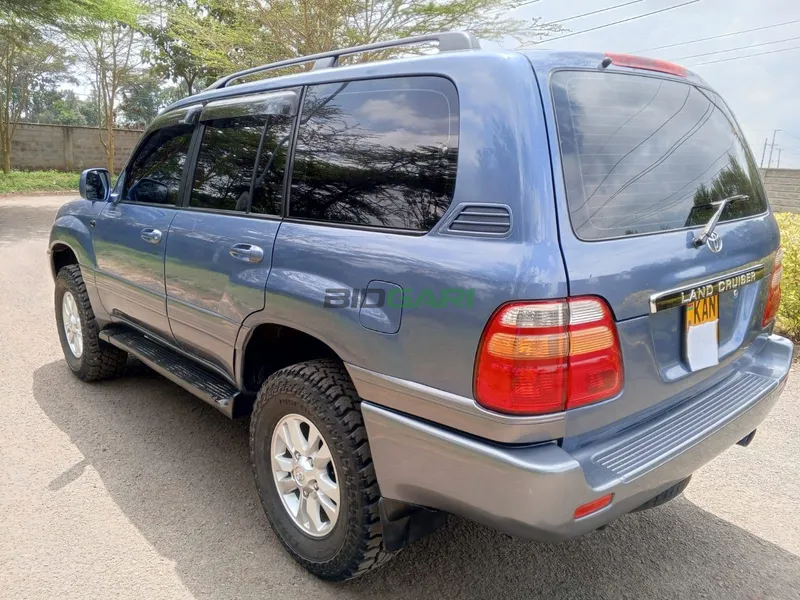 2002 Toyota Land Cruiser 100 Series 4.2L Diesel SUV, photo 4