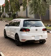 2012 Volkswagen Golf Petrol Hatchback, photo 3