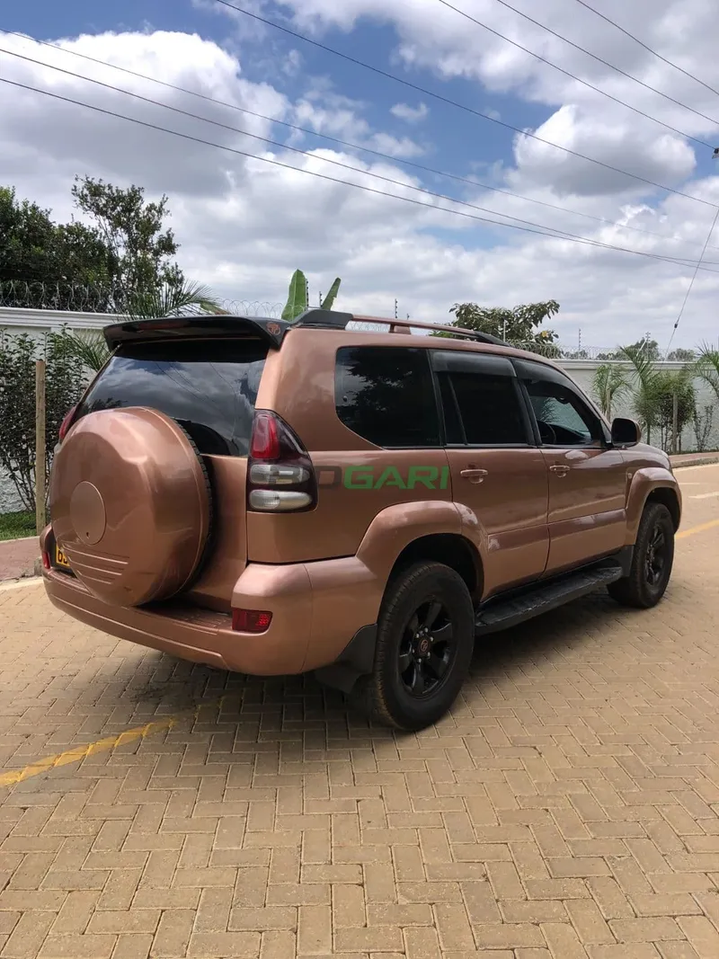 2006 Toyota Land Cruiser J120 3L Diesel SUV, photo 2