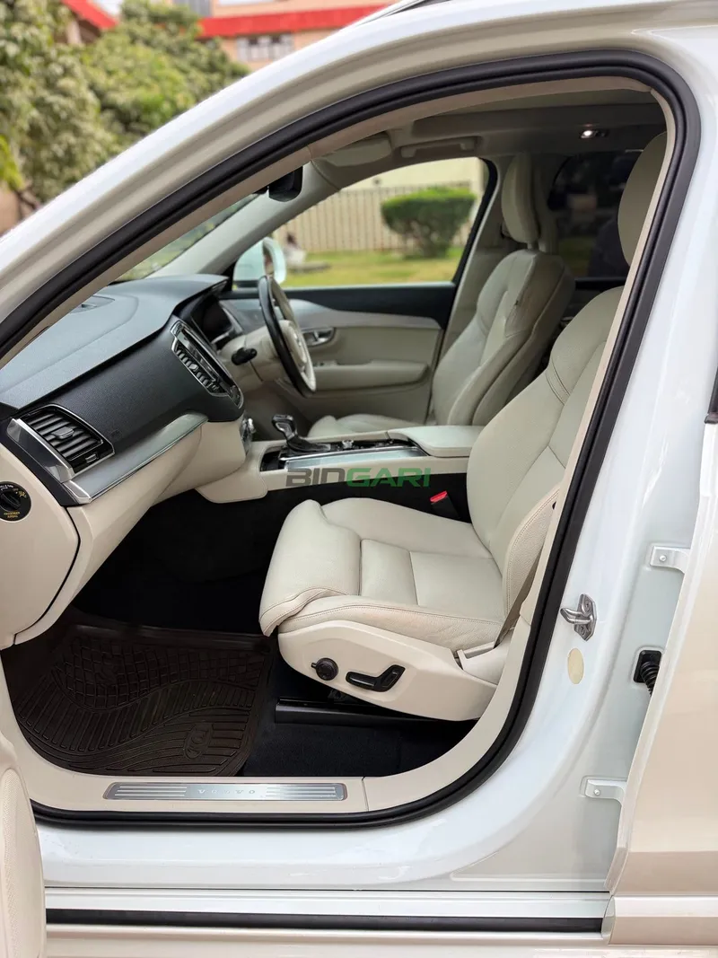 2018 Volvo XC90 T5 2L Petrol SUV, photo 6