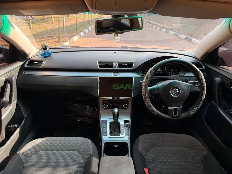 2011 Volkswagen Passat TSI 1.4L Petrol Sedan, photo 6