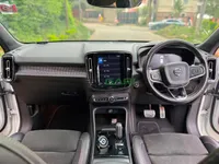 2019 Volvo XC40 T4 R-DESIGN 2L Petrol SUV, photo 8