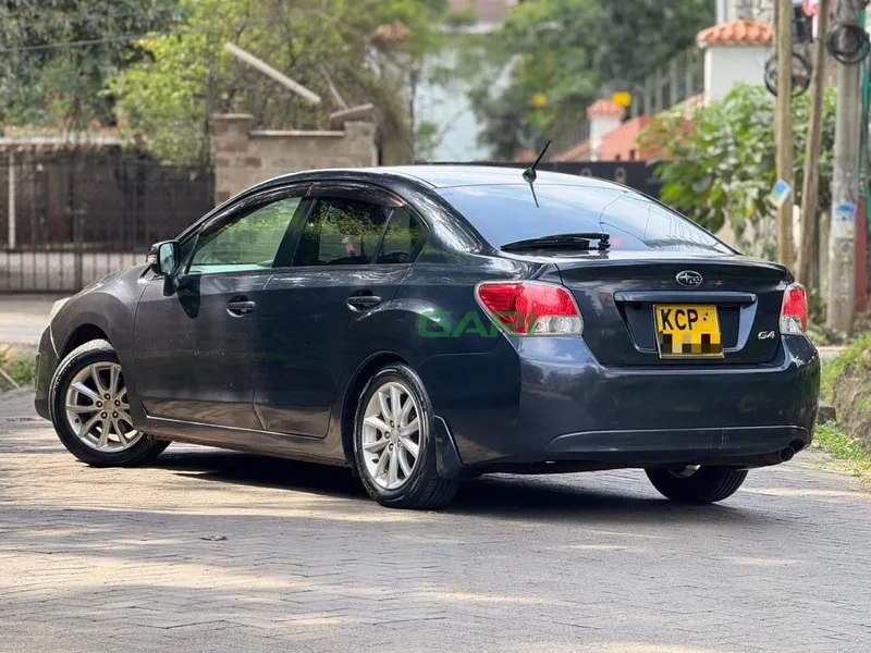 2012 Subaru Impreza 2L Petrol Sedan, photo 3