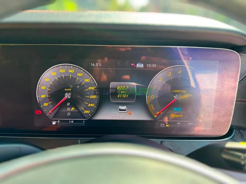 2019 Mercedes-Benz E350e 2L Hybrid Sedan, photo 8