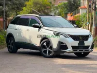 2019 Peugeot 5008 GT 2L Diesel SUV, photo 2