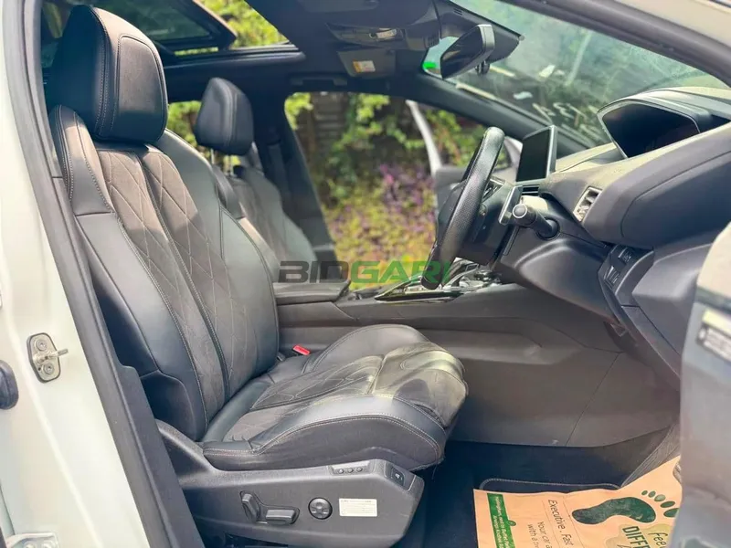 2019 Peugeot 5008 GT 2L Diesel SUV, photo 6