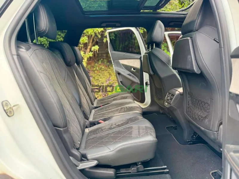 2019 Peugeot 5008 GT 2L Diesel SUV, photo 5