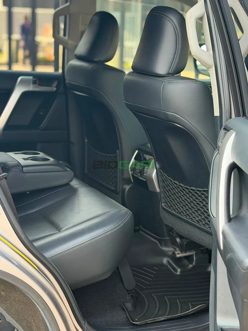 2019 Toyota Land Cruiser Prado TX 2.7L Petrol SUV, photo 6