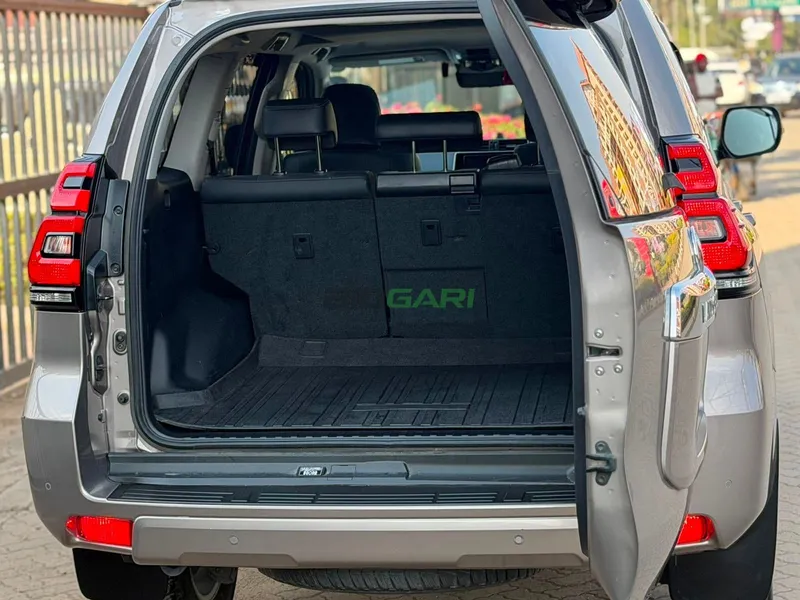 2019 Toyota Land Cruiser Prado TX 2.7L Petrol SUV, photo 8