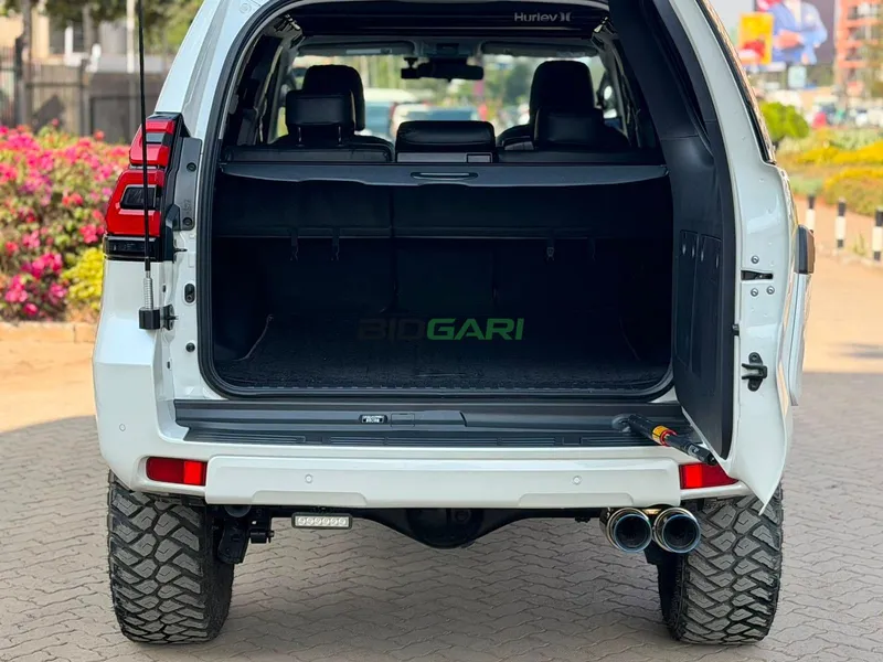 2020 Toyota Land Cruiser Prado 2.8L Diesel SUV, photo 5
