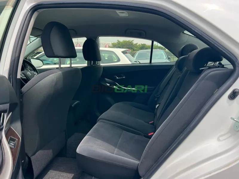 2019 Toyota Premio 1.8L Petrol Sedan, photo 6