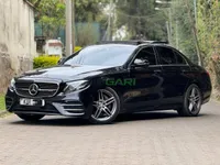 2017 Mercedes-Benz E200 2L Petrol Sedan, photo 2