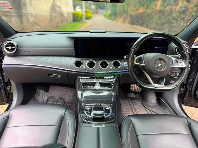 2017 Mercedes-Benz E200 2L Petrol Sedan, photo 6