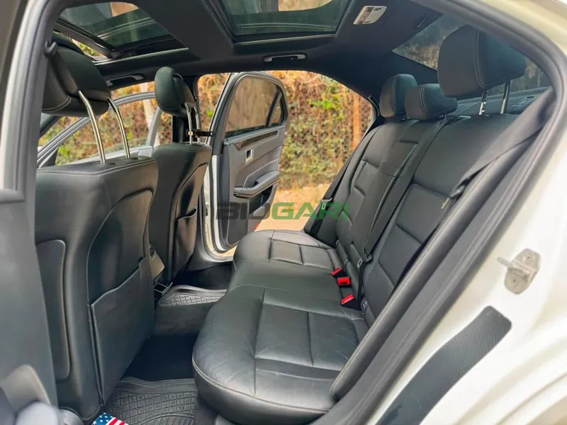 2014 Mercedes-Benz E300 3.5L Petrol Sedan, photo 5