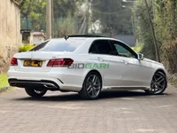 2014 Mercedes-Benz E300 3.5L Petrol Sedan, photo 2