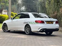 2014 Mercedes-Benz E300 3.5L Petrol Sedan, photo 3