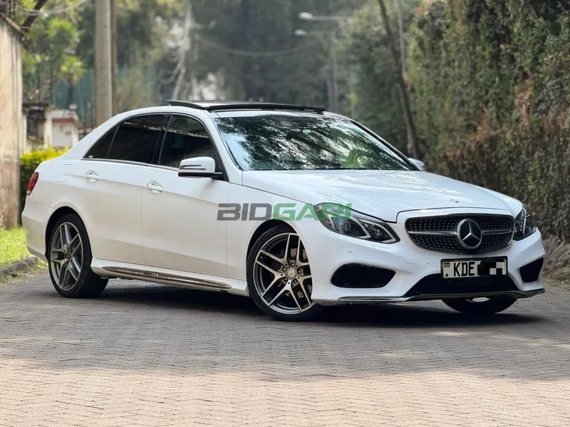 2014 Mercedes-Benz E300