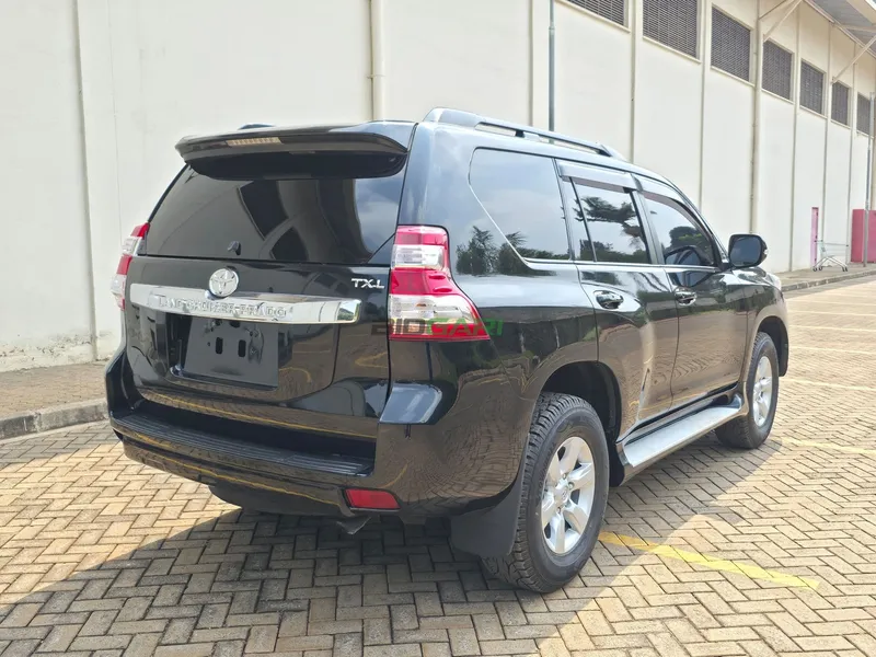 2015 Toyota Land Cruiser Prado TX-L 2.8L Diesel SUV, photo 4