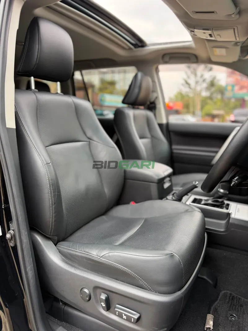 2020 Toyota Land Cruiser Prado 2.7L Petrol SUV, photo 9