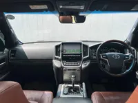 2019 Toyota Land Cruiser V8 ZX 4.6L Petrol SUV, photo 5