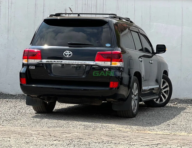 2019 Toyota Land Cruiser V8 ZX 4.6L Petrol SUV, photo 3