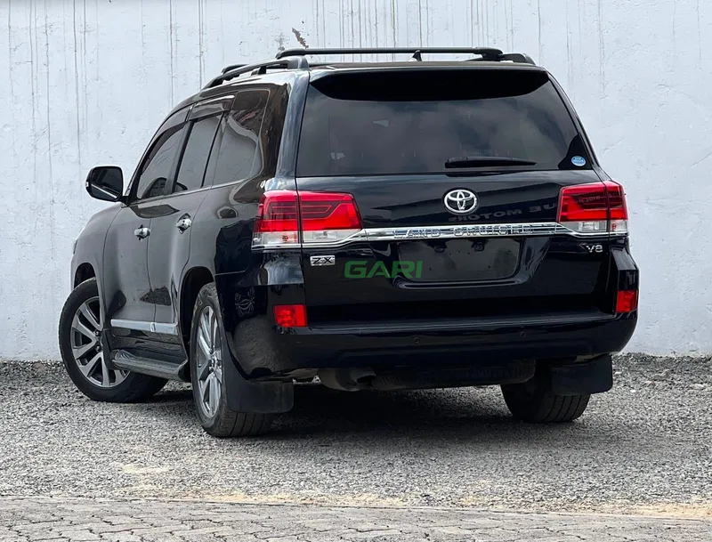 2019 Toyota Land Cruiser V8 ZX 4.6L Petrol SUV, photo 4