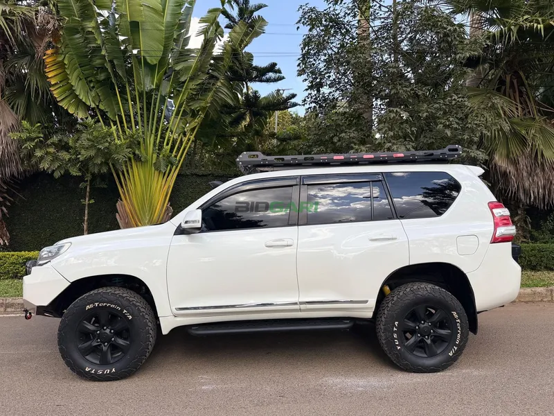 2012 Toyota Land Cruiser Prado GXL 3L Diesel SUV, photo 4
