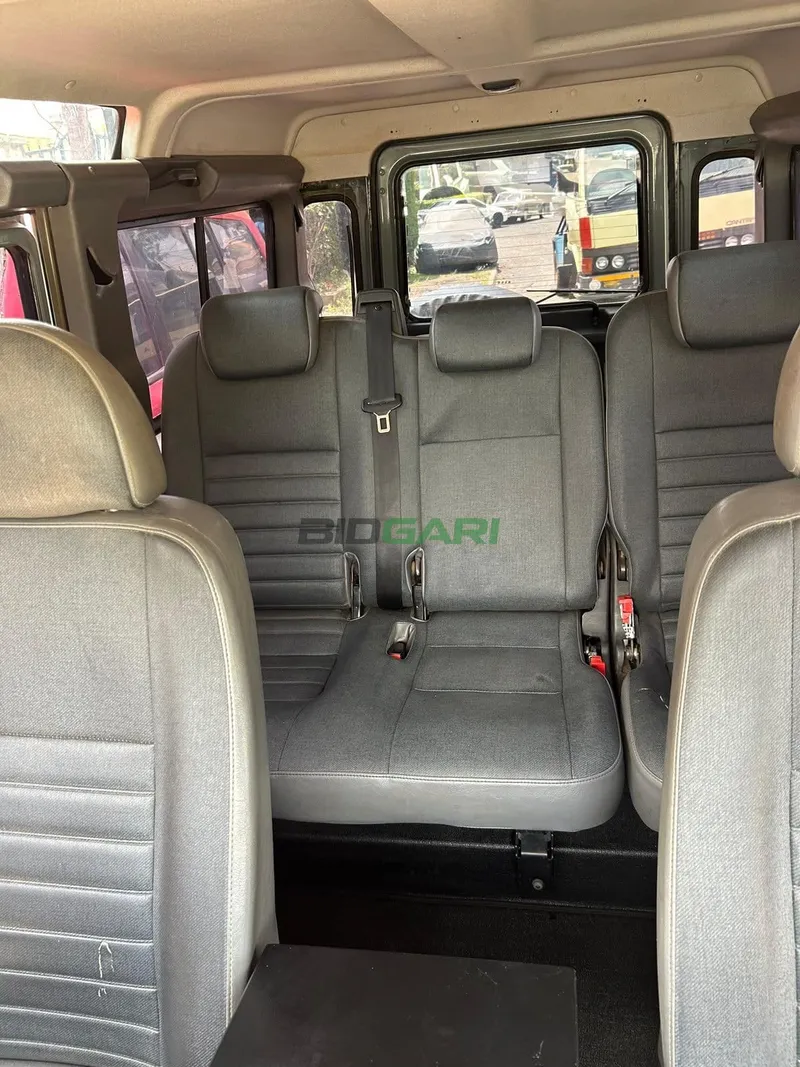 2007 Land Rover Defender 2.4L Diesel SUV, photo 5